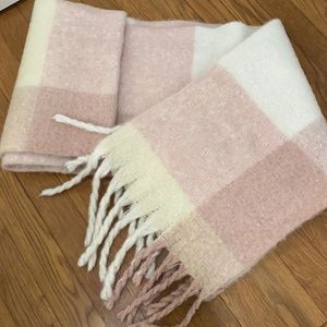 Heavy Wool Scarf
